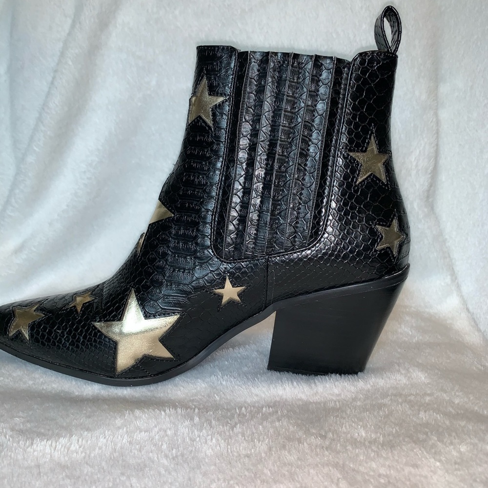 Shoe